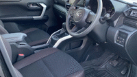 Toyota Raize SUV 1.2 L